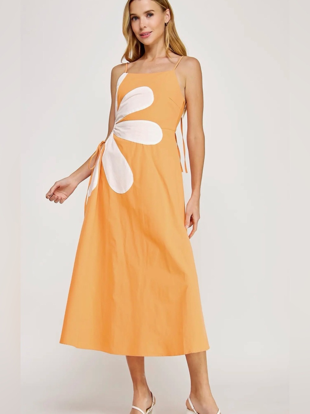 🆕 Strut & Bolt Peach Floral Side Cutout , pockets, Midi Dress  S. M. L.